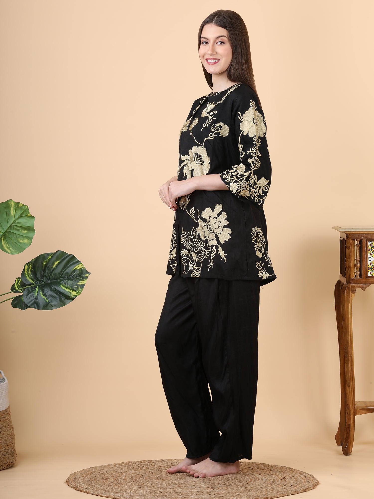 SILK EMBROIDERED COORDSET