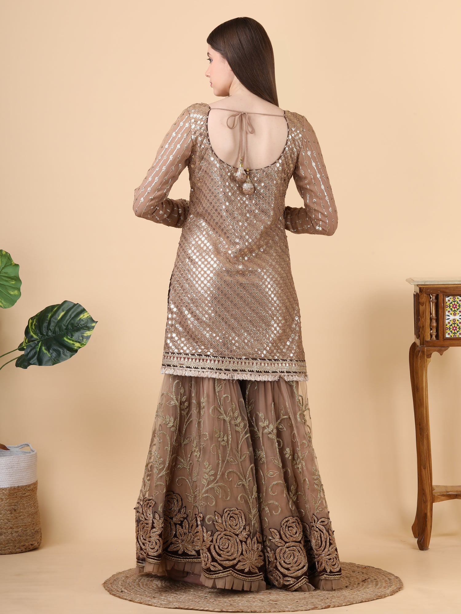 FABRIC-georgette                            EMBROIDERY-sequence                         DESIGN PATTERN- sharara style                                       WITH-net dupatta