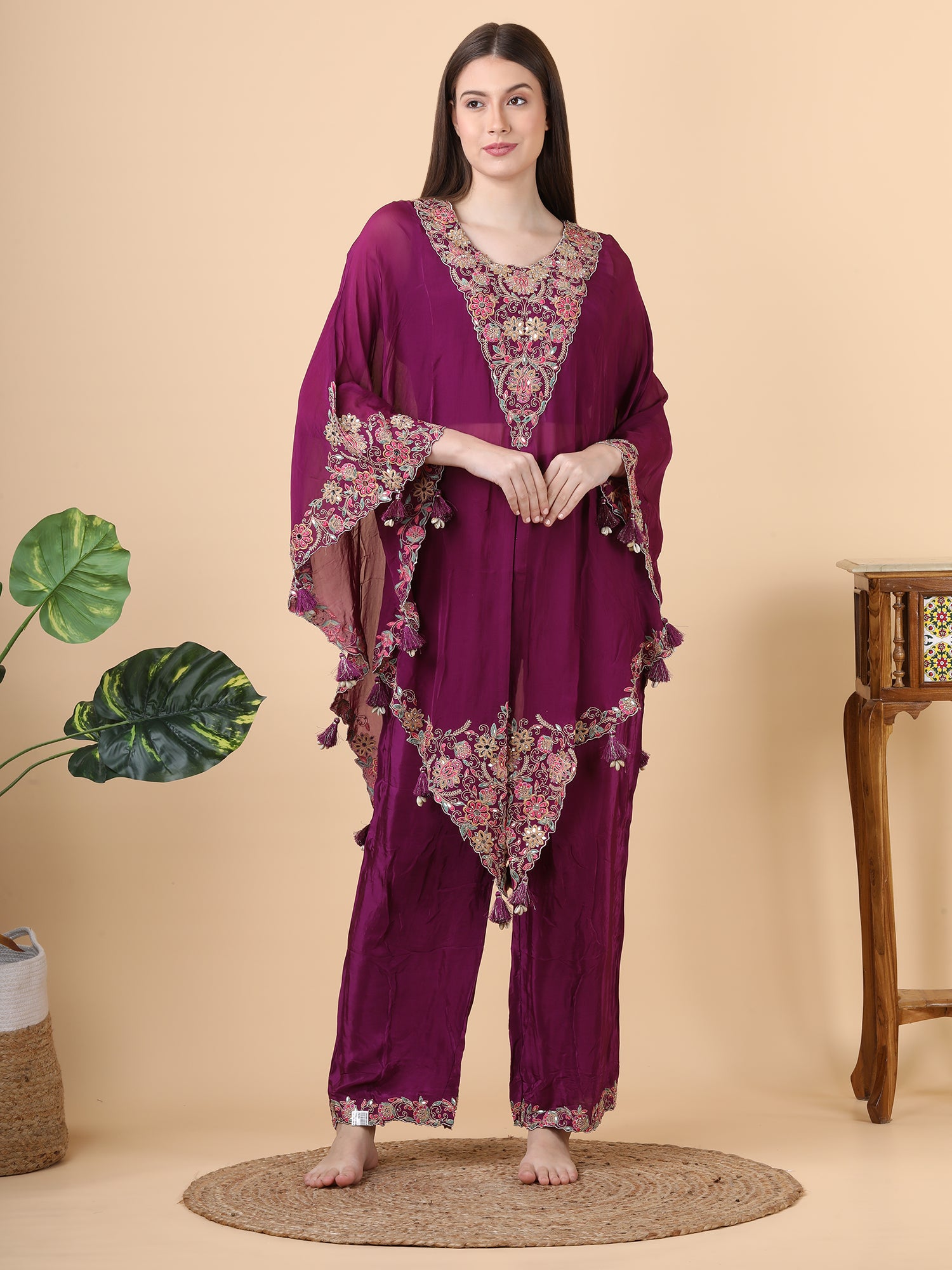 GRACEFUL KAFTAN