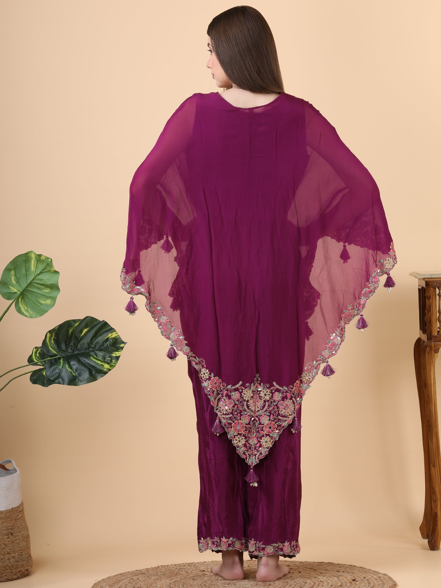 GRACEFUL KAFTAN