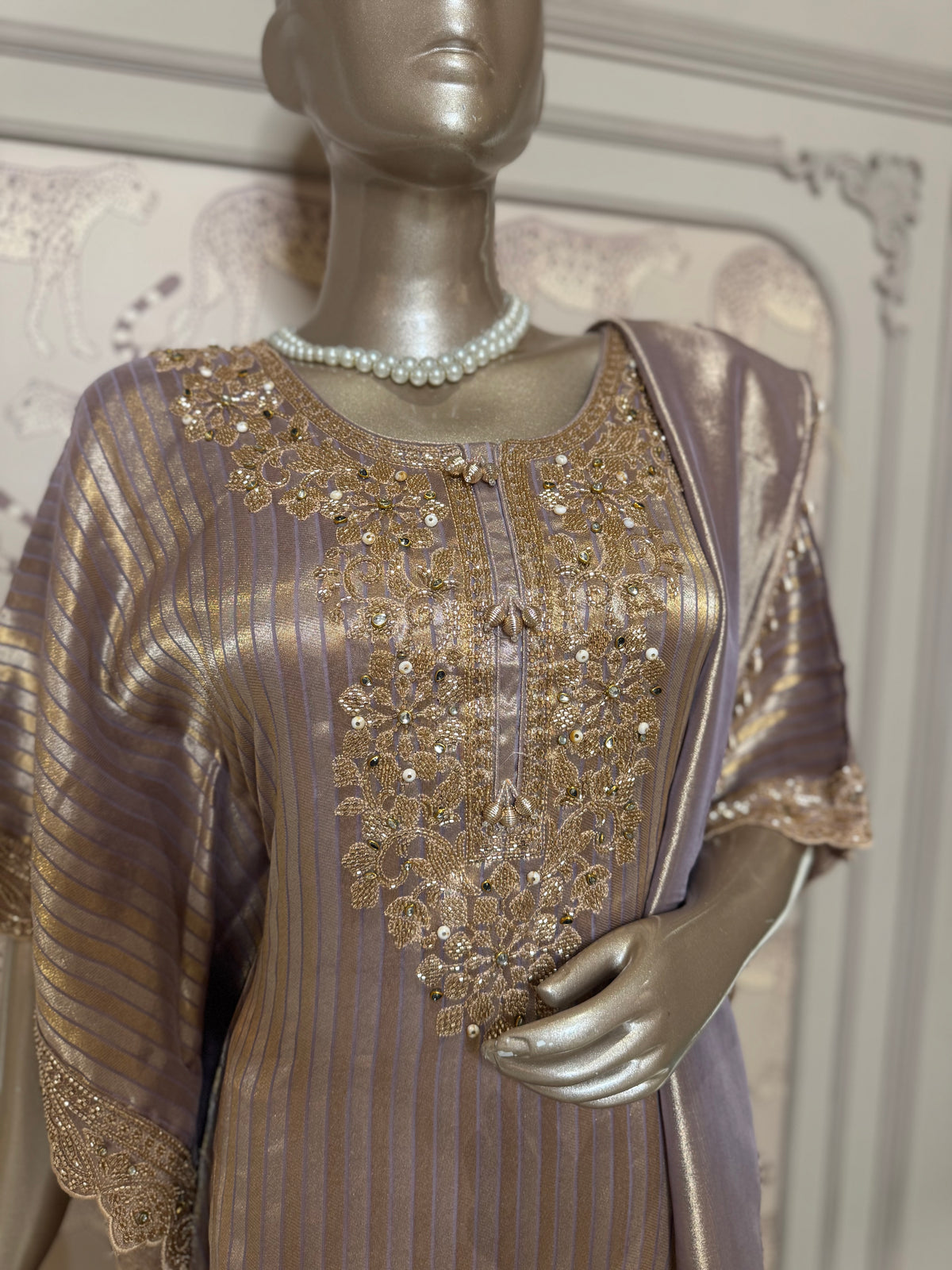 Elegant Mauve Embroidered Kaftan Set