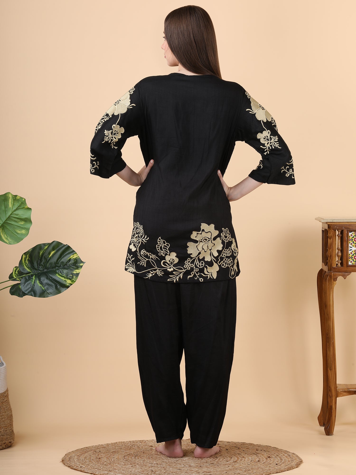 SILK EMBROIDERED COORDSET