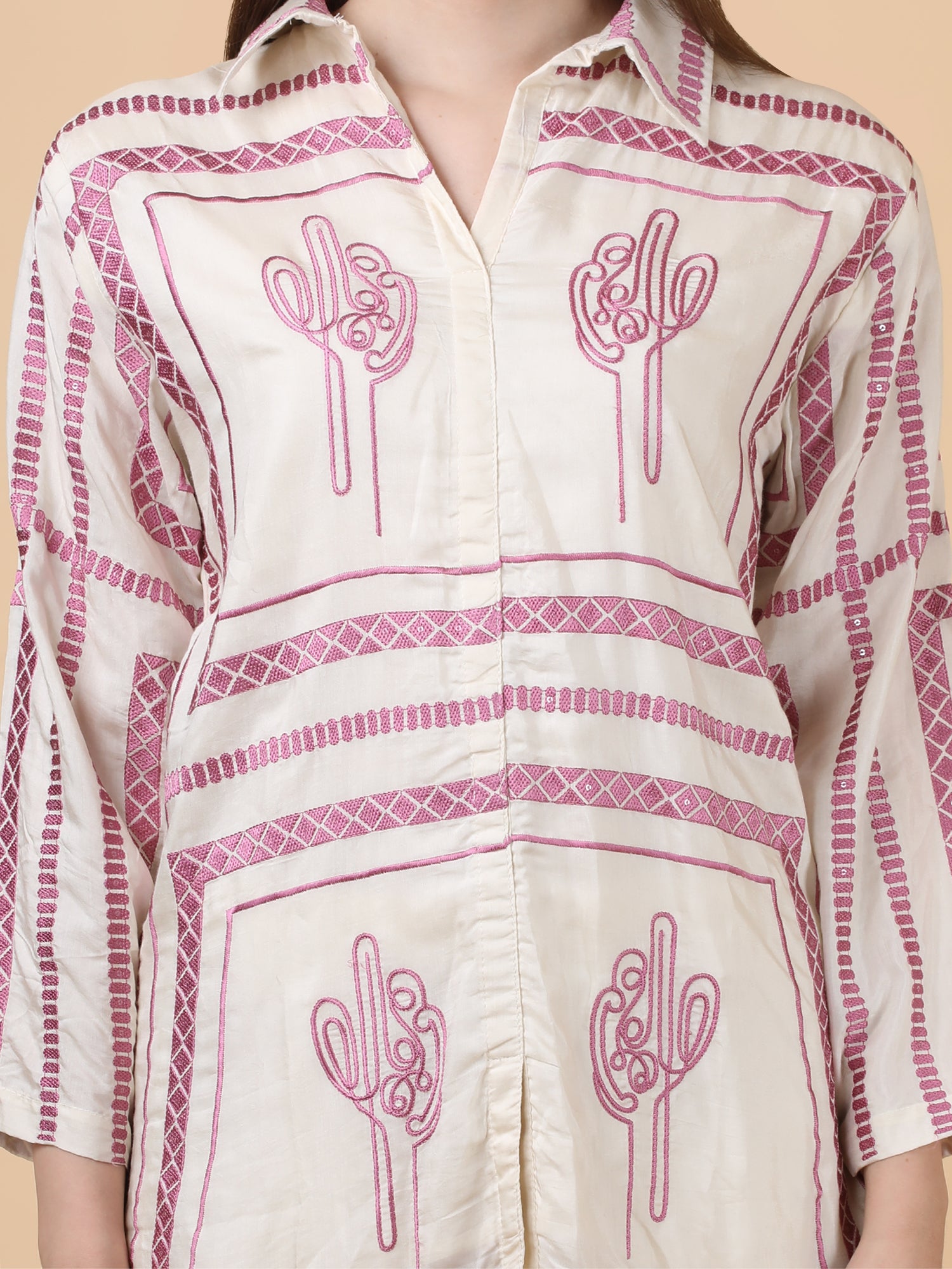 THREAD EMBROIDERED COORDSET