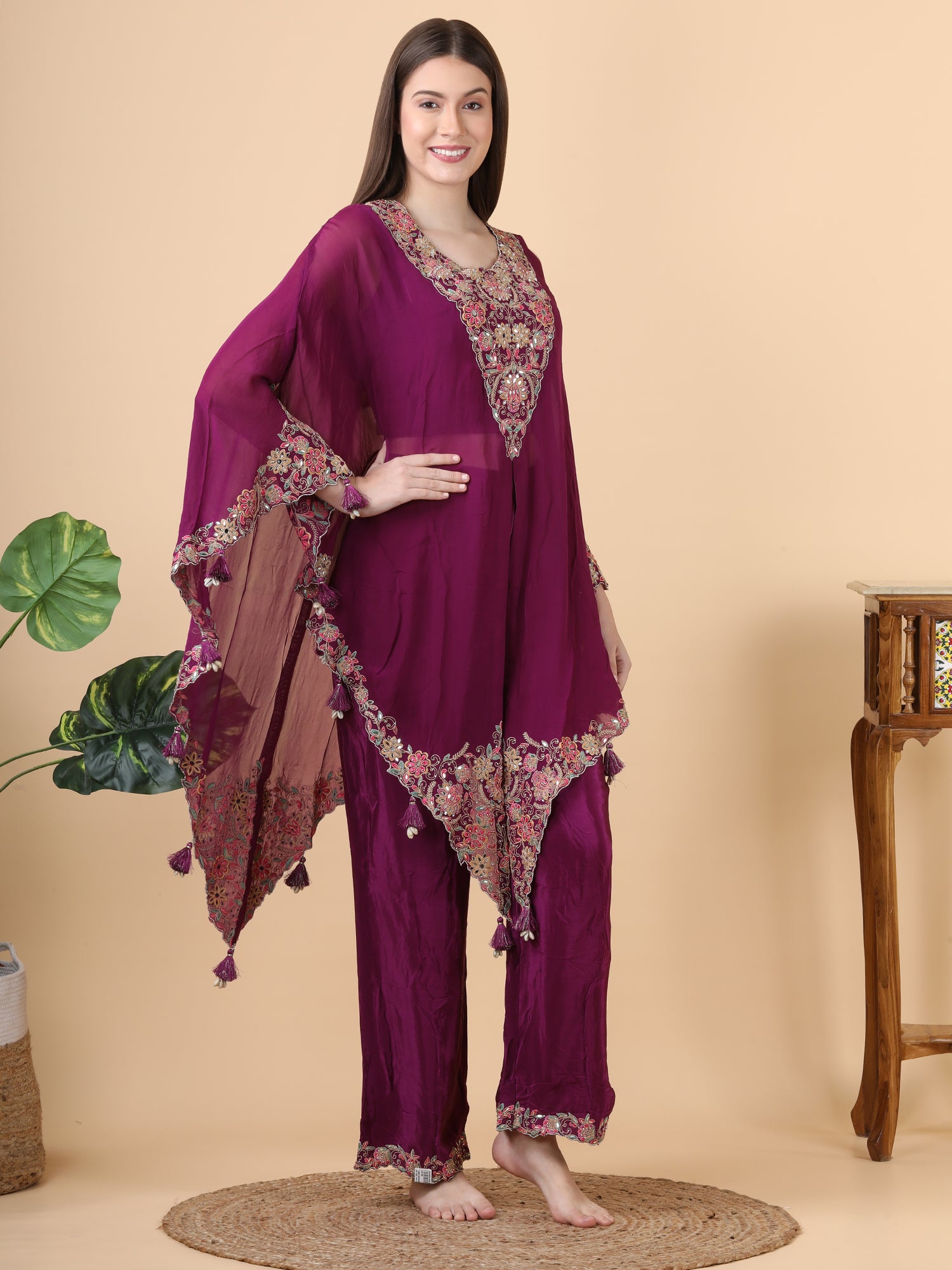 GRACEFUL KAFTAN