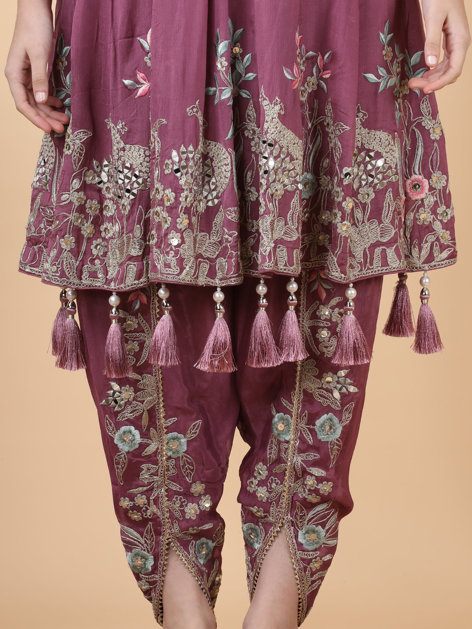 ELEGANT PEPLUM STYLE